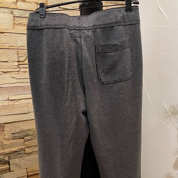 Hollister Sweatpants in Gray With Rare Large White Logo Style. New Condition! - Picture 10 of 11